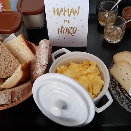 Alojamento de Acomodação e Pequeno-almoço Odyssée - D'hôtes Avec Et Sauna Privés 4*