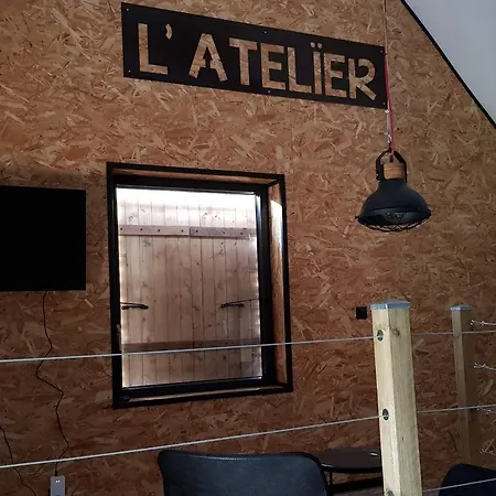 Alojamento de Acomodação e Pequeno-almoço Odyssée - D'hôtes Avec Et Sauna Privés