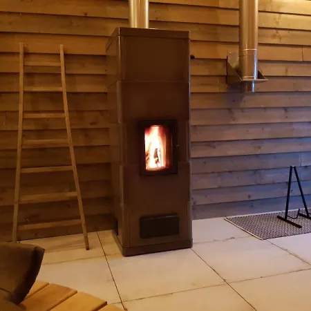 Alojamento de Acomodação e Pequeno-almoço Odyssée - D'hôtes Avec Et Sauna Privés 4*