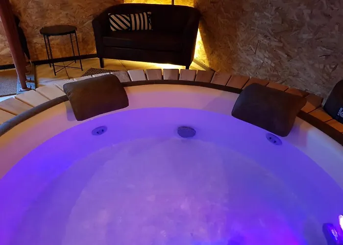 Oda ve Kahvaltı Odyssee - D'hotes Avec Et Sauna Prives 4*